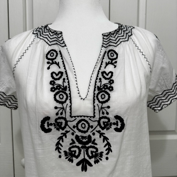 J.Crew Vintage White Gauze Blouse Black Embroidered V-Neck Puff Sleeve 0 - Picture 5 of 15